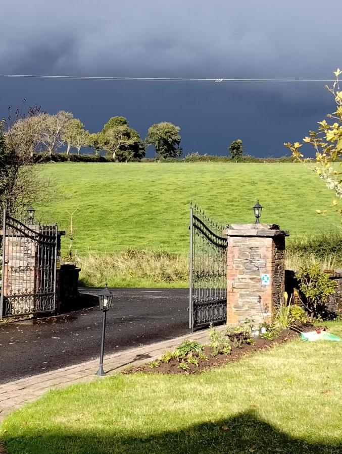 Rossclare Lodge Enniskillen Buitenkant foto